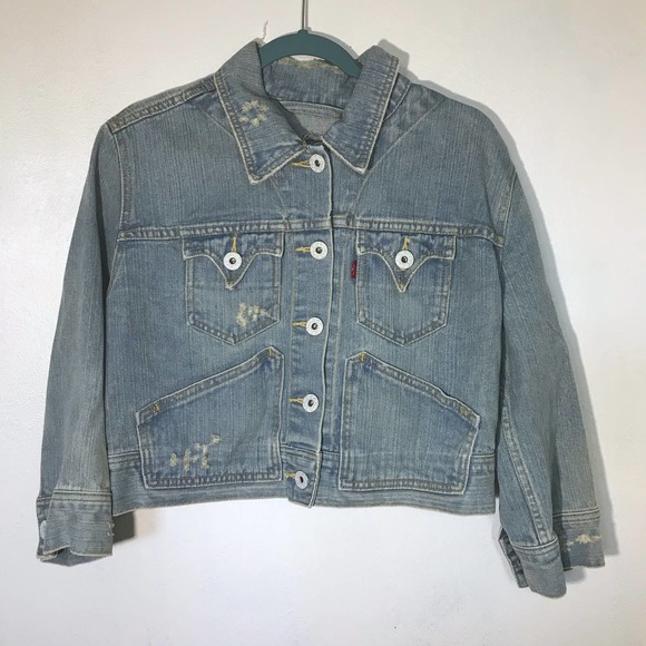 Levi's Jackets & Blazers - Levi's Jeans Button Front Crop Denim Jacket